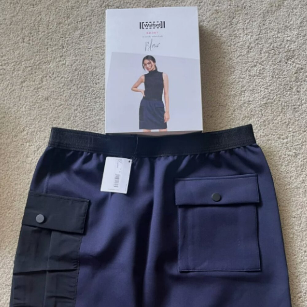 PURE AUSTRIAN LUXURY Wolford BLAIR Straight-Cut Skirt MSRP$285 Chic & Sleek